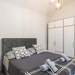 Harriete Apartmán